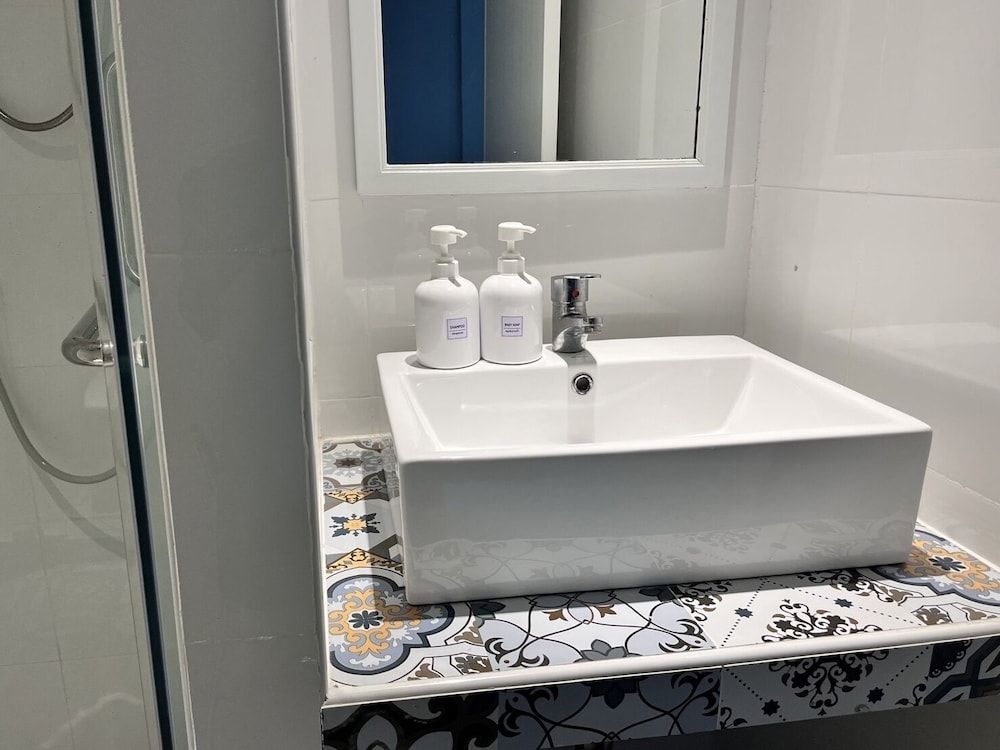 undefined Aowmana Hotel 8