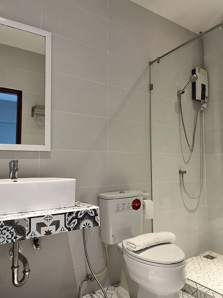 undefined Aowmana Hotel 9