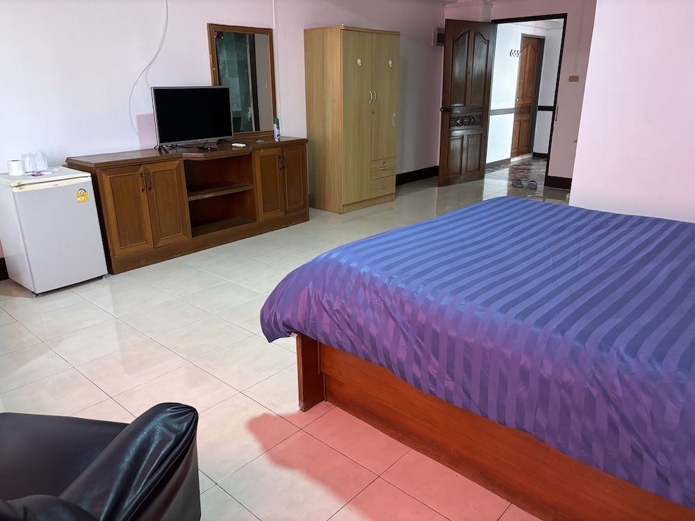 undefined My Hotel Bangkok Noi 10