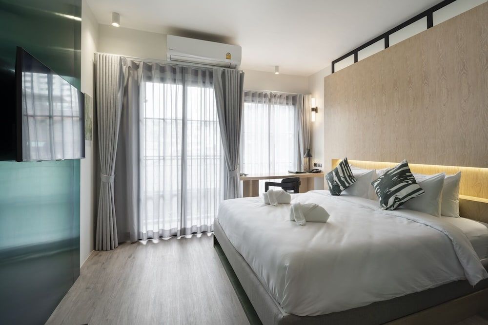 Hotel Sapin Deluxe Double or Twin Room 7