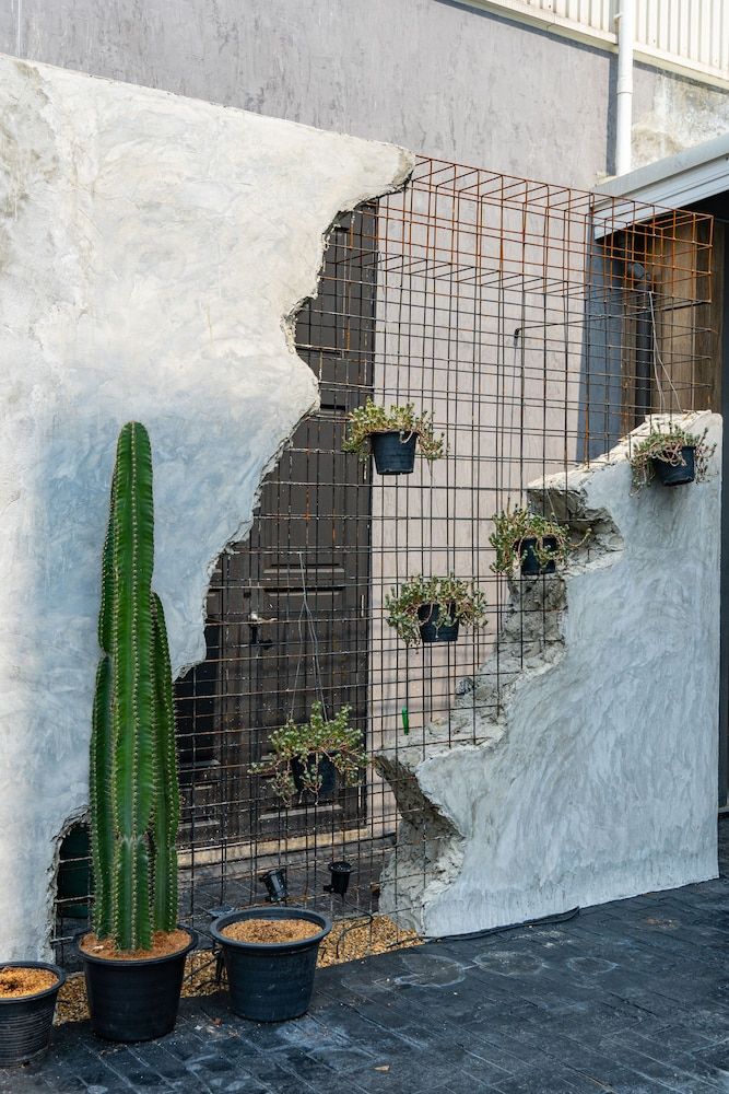 undefined J Place Hotel 4