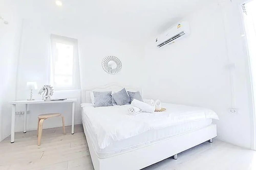 undefined Aora Boutique Hotel Ekkamai 2