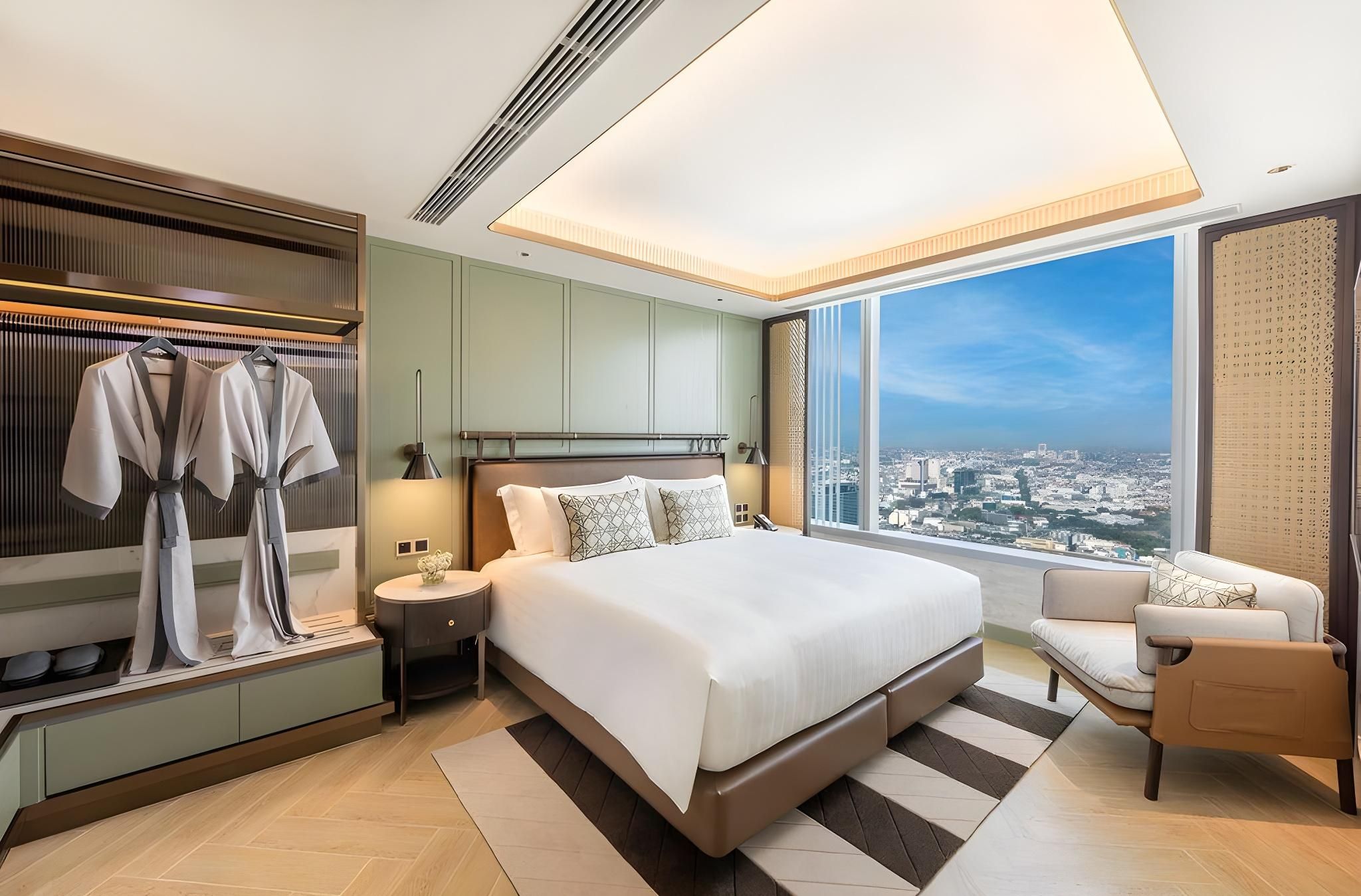 Premium Two Bedroom Suite with Lounge Access