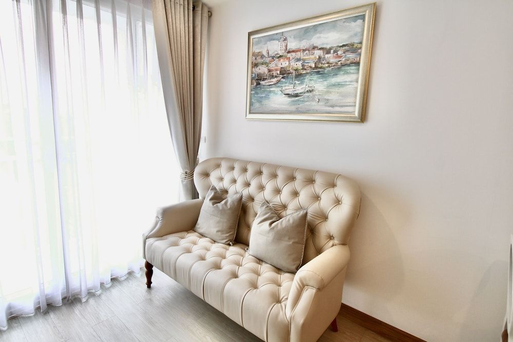 The Town Condo Deluxe Apartment 30