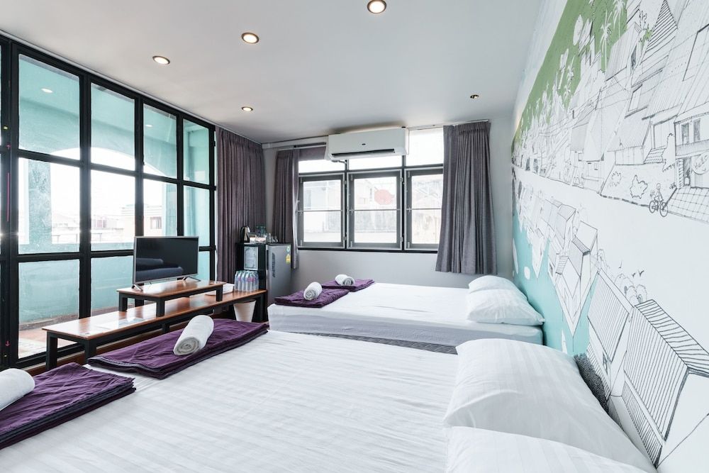 undefined 99 Hostel 2