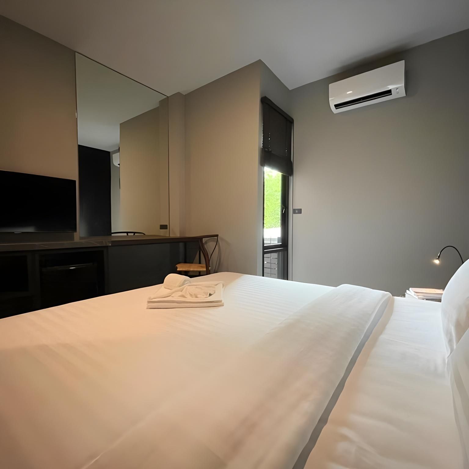 515 VICTORY Hotel Standard King 2