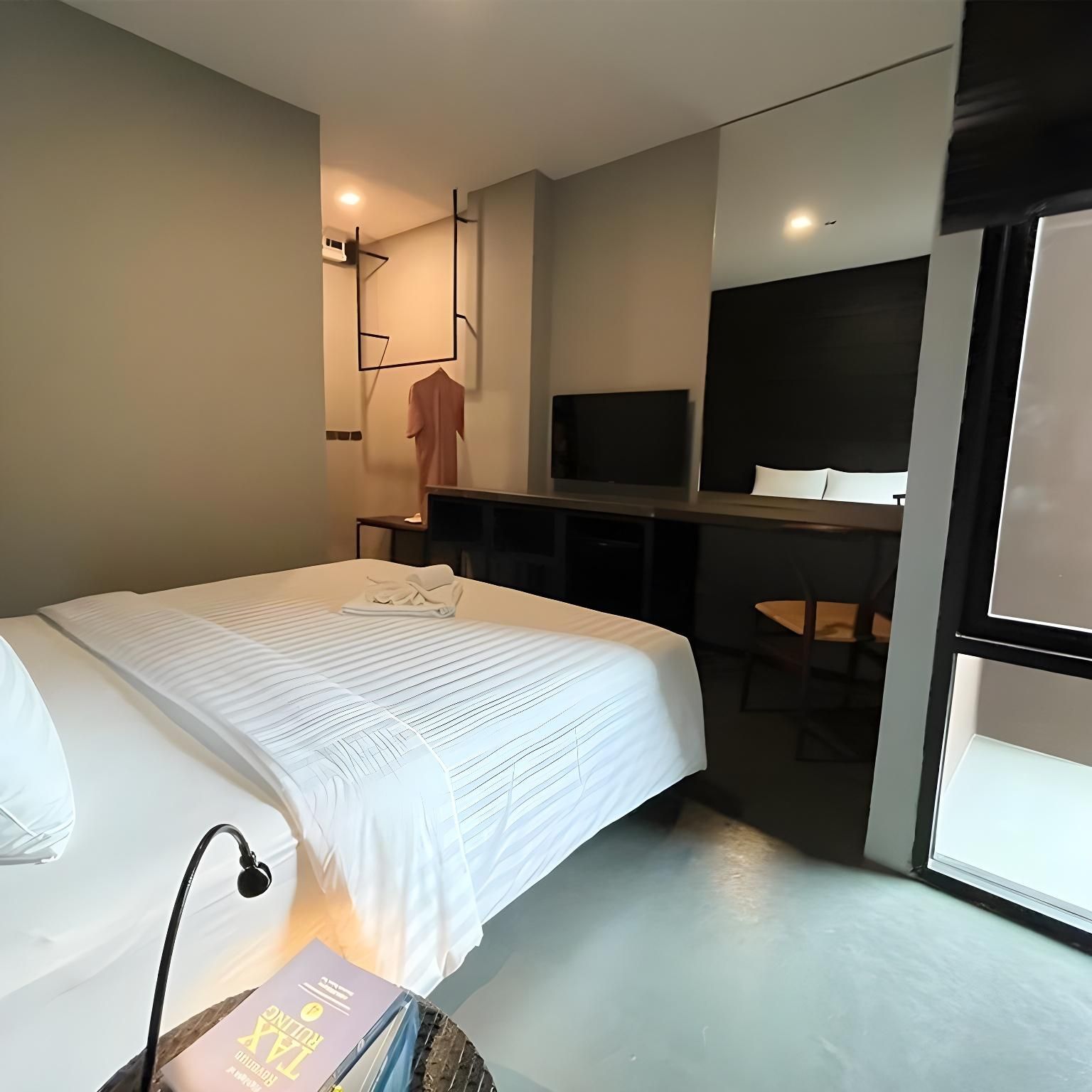 515 VICTORY Hotel Standard King 4