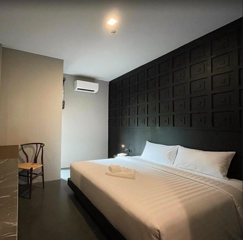 515 VICTORY Hotel Standard King 5