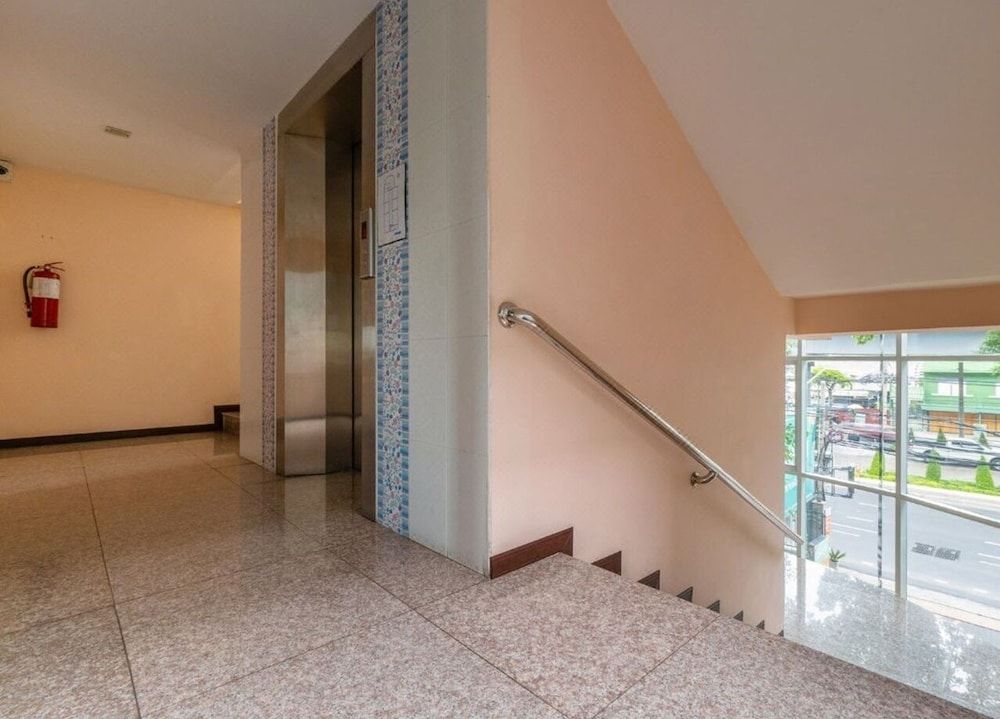 undefined MRT Thaphra spthaphra 6