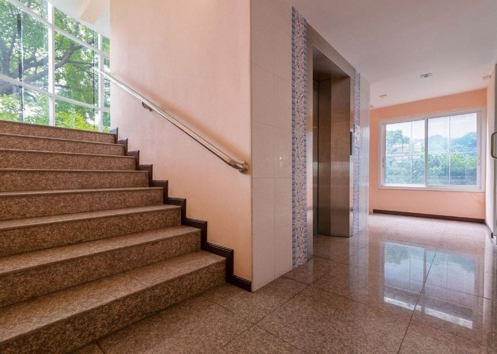 undefined MRT Thaphra spthaphra 8