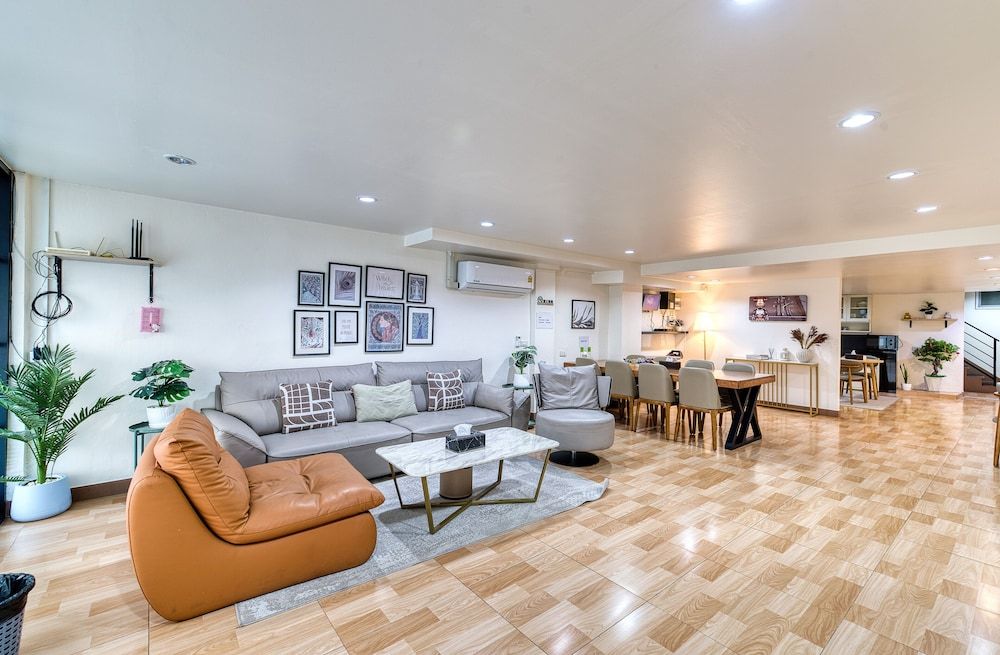 undefined Bangkok Watergate Townhouse 10