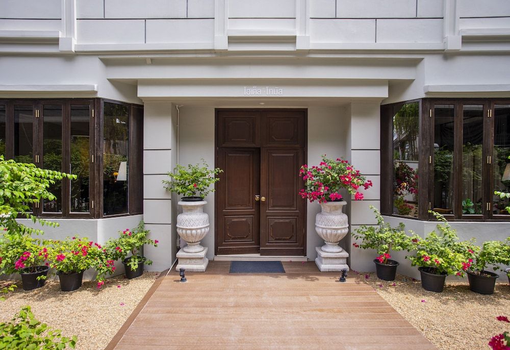 undefined Thomas Bangkok Hotel 2