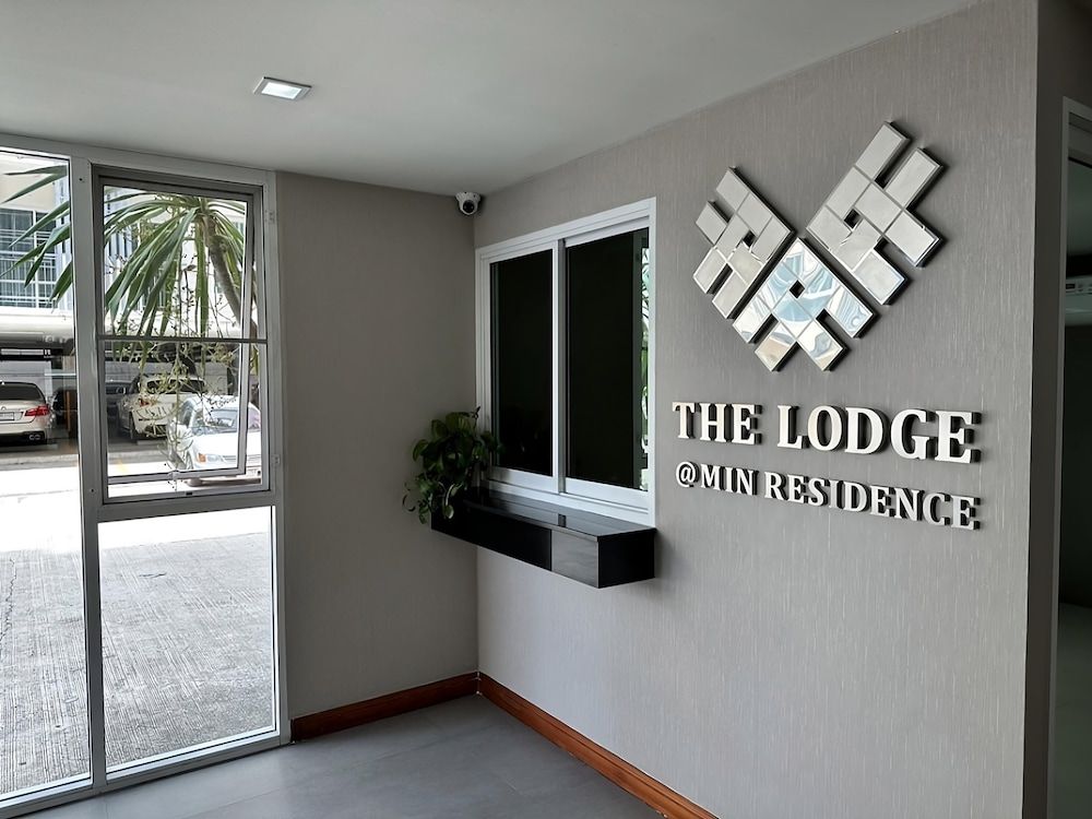 undefined The Lodge at Min Residence 3
