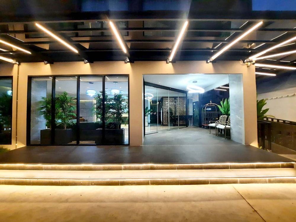 undefined The 9 Residence Hotel