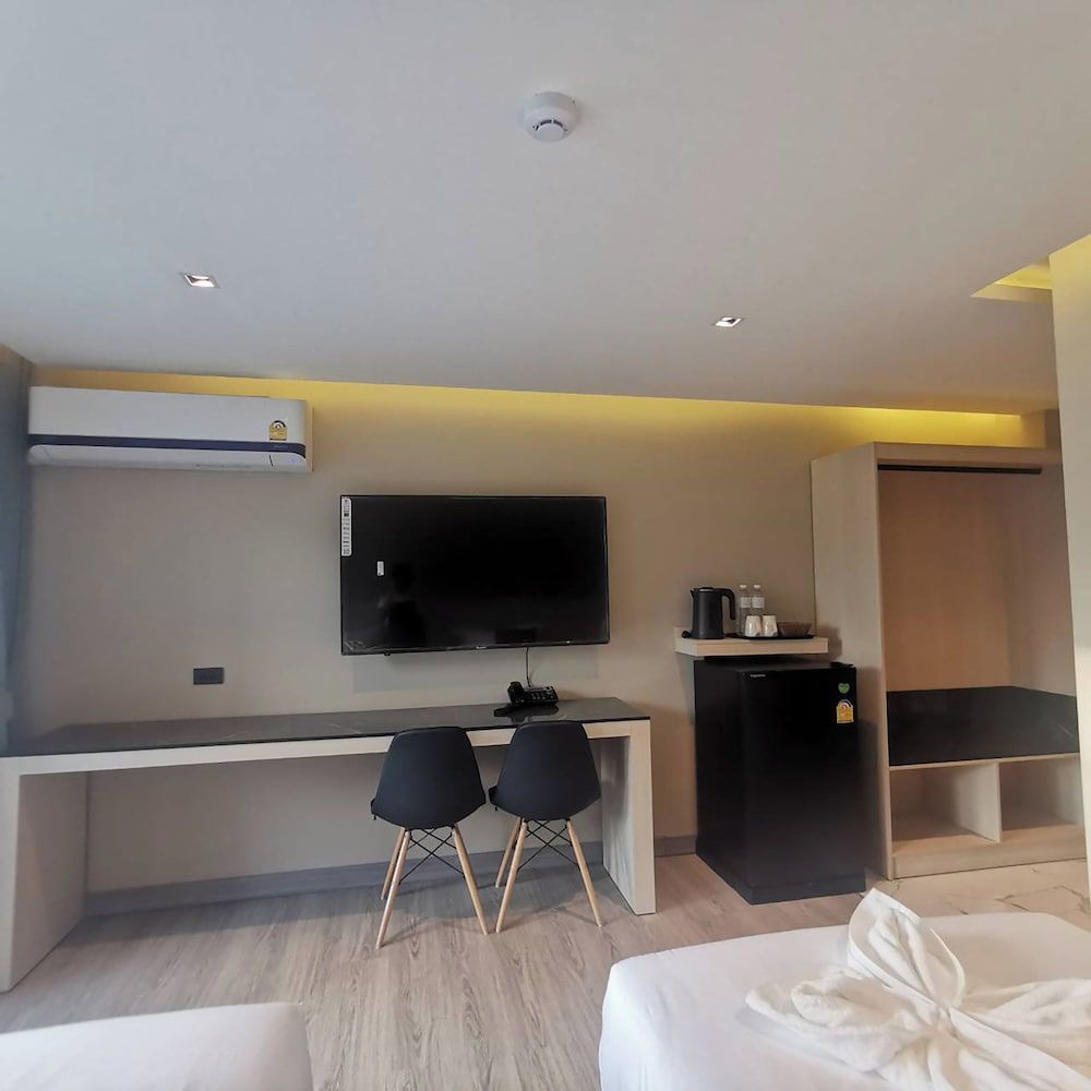 The 9 Residence Hotel Standard Twin Room 13