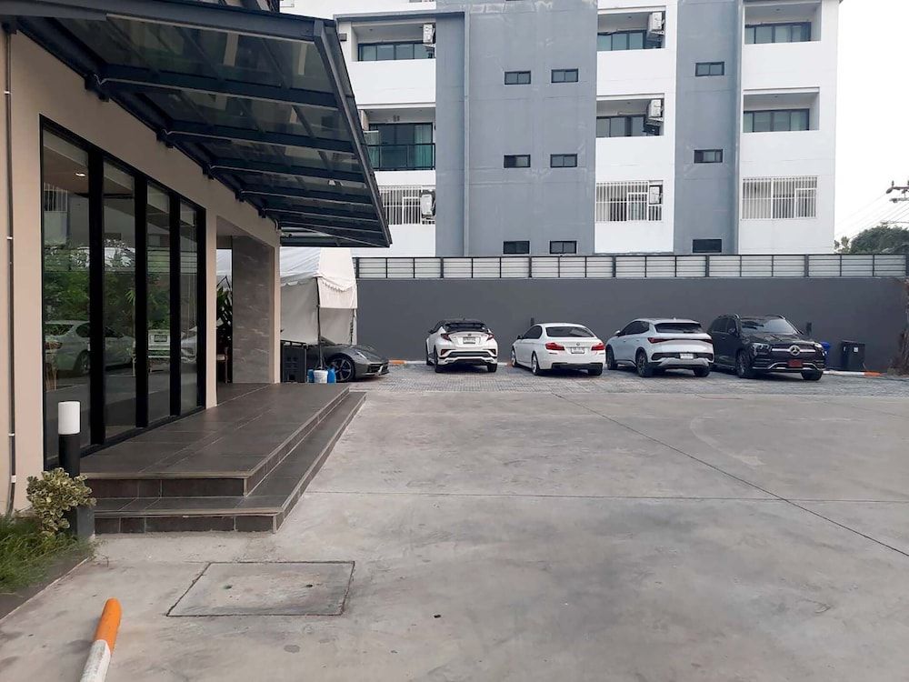 undefined The 9 Residence Hotel 5