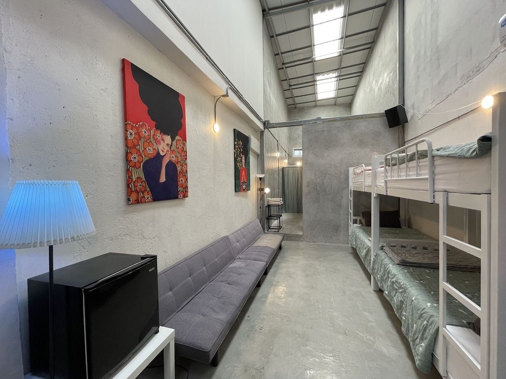 undefined Old Bar Bangkok House 5