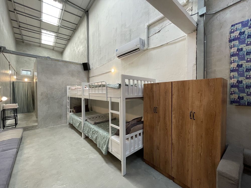 undefined Old Bar Bangkok House 6