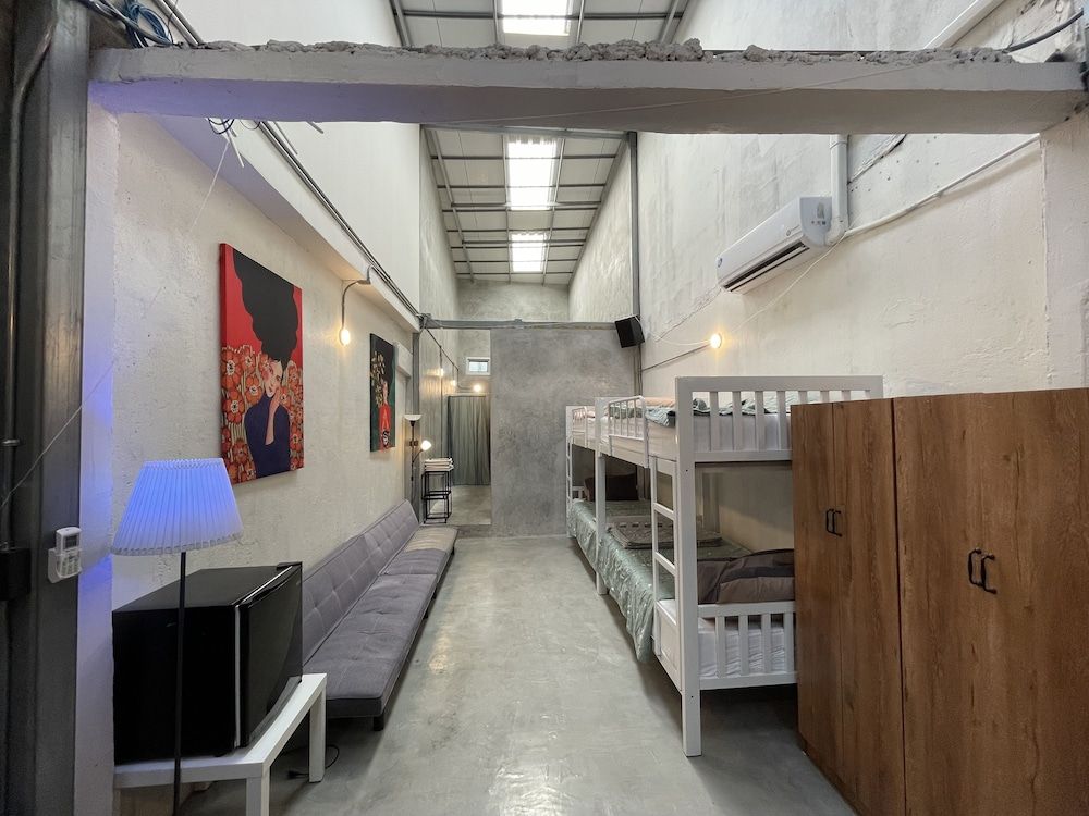 undefined Old Bar Bangkok House 2