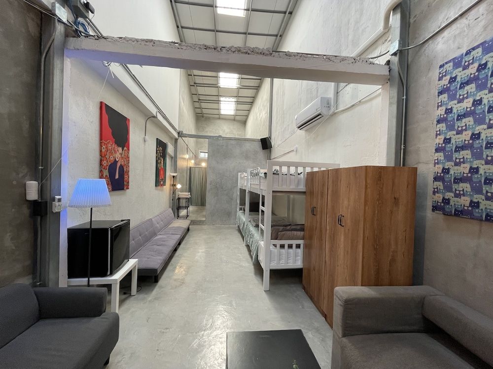 undefined Old Bar Bangkok House