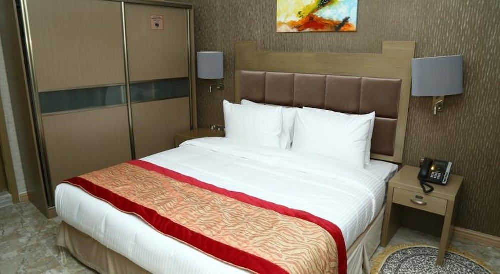 undefined Sun and Sands Plaza Hotel 10