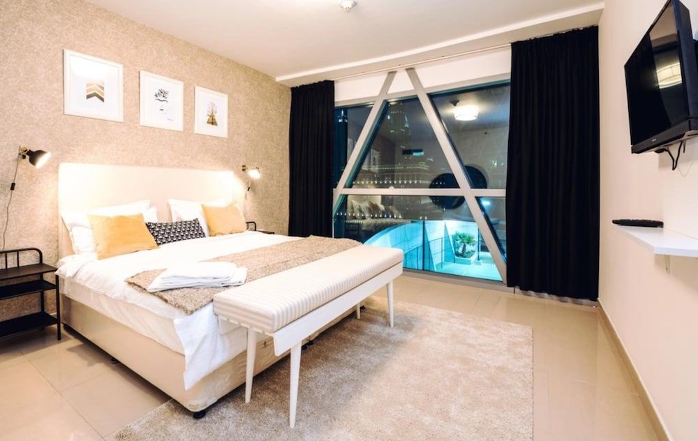 undefined Piks Key - Park Tower B 5