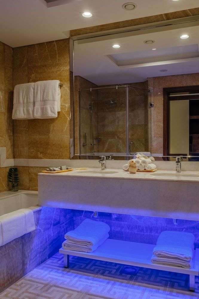 Stella Di Mare Dubai Marina Hotel Deluxe Twin Room with Early Check-in / Late Check-out / 35% F&B Discount valid until 31 Aug 2026 4