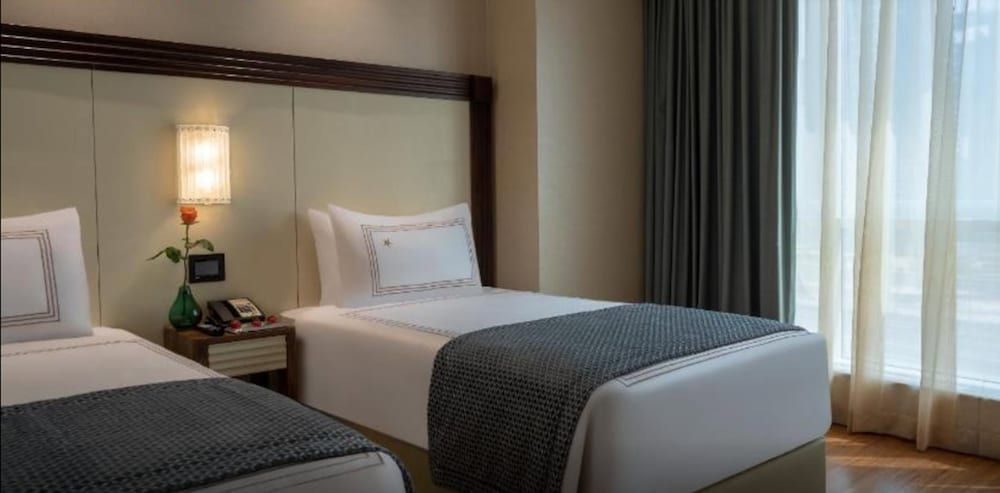 Stella Di Mare Dubai Marina Hotel Deluxe Twin Room with Early Check-in / Late Check-out / 35% F&B Discount valid until 31 Aug 2026 2