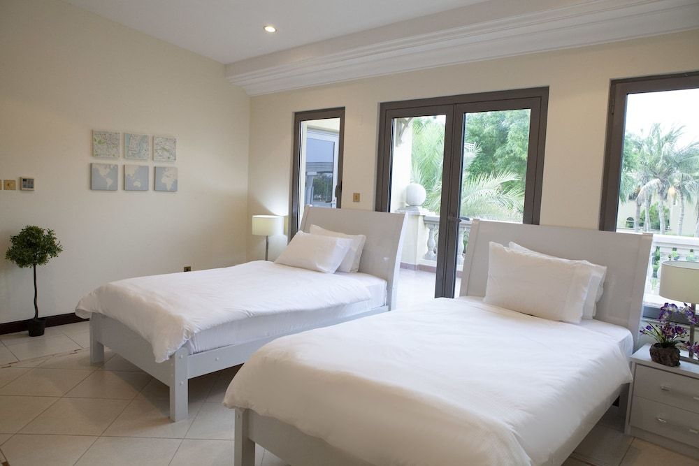 bnbme - 4B-Villa-K3 Luxury Villa, Multiple Beds, Non Smoking, Sea View 8