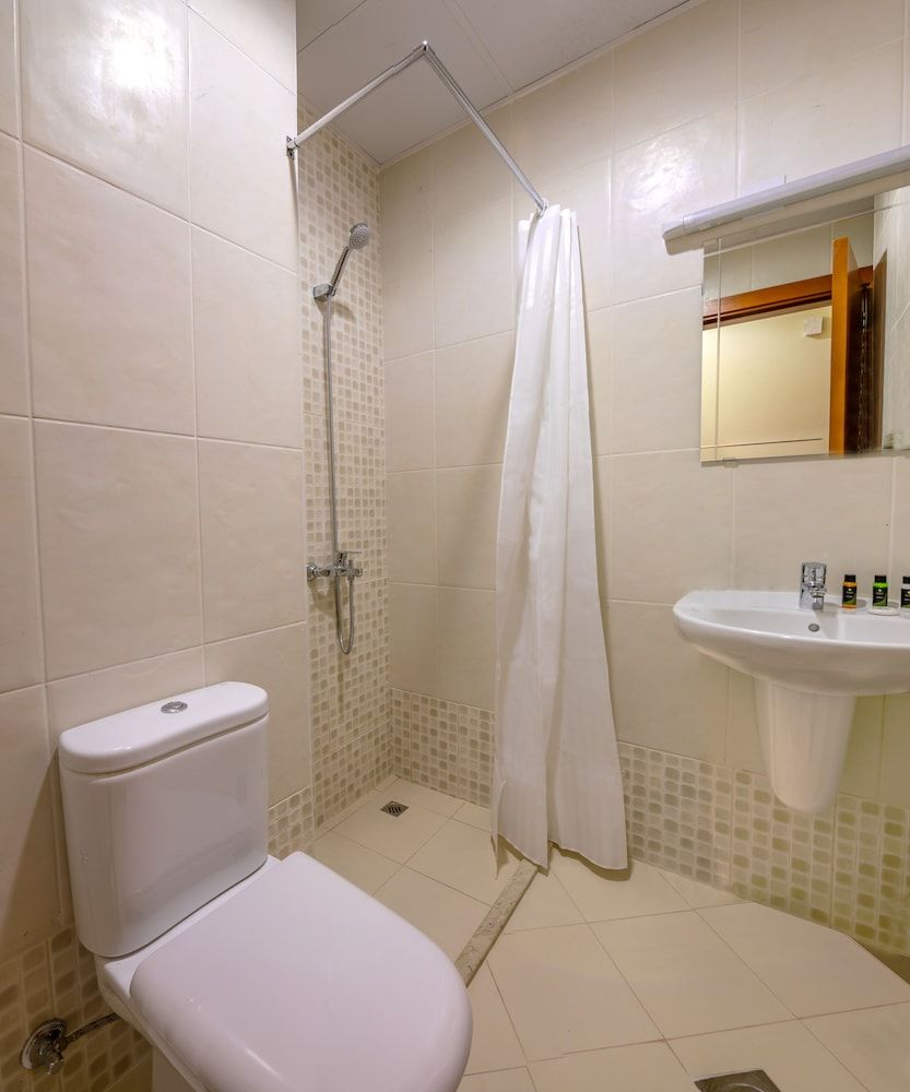 undefined Click City Hotel Deira 10