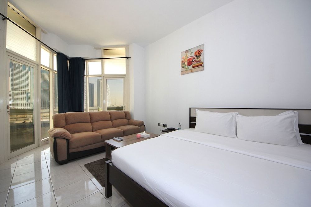 undefined Signature Holiday Homes- Marina Studio 10