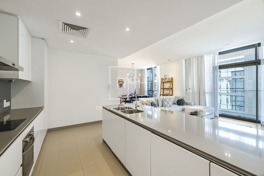 undefined Driven Holiday Homes - City Walk 22 10