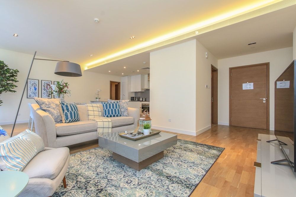 Driven Holiday Homes - City Walk 22 DHH - High Floor 2 Beds Close To Mazaya Centre City Walk B22 13