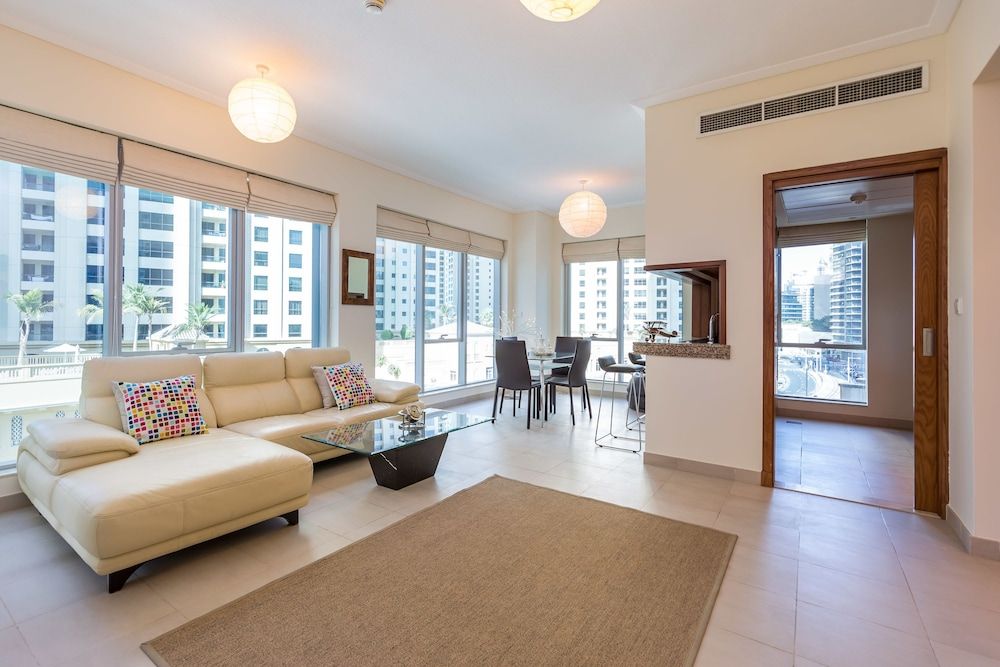 undefined Deluxe Holiday Homes - Attessa Tower