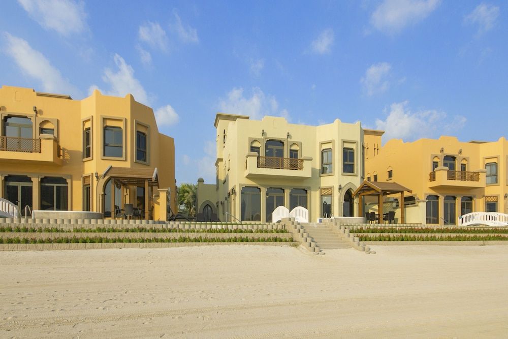 undefined Bespoke Residences-Luxury Frond A Villas 4