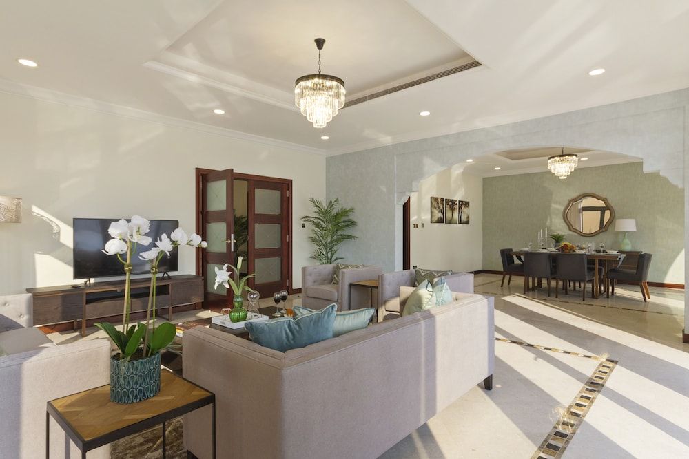 Bespoke Residences-Luxury Frond A Villas Luxury Villa, Multiple Beds, Non Smoking, Beach View 10