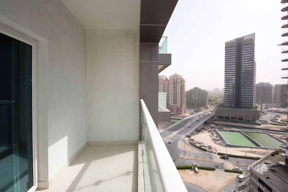 undefined Signature Holiday Home - Red Residence