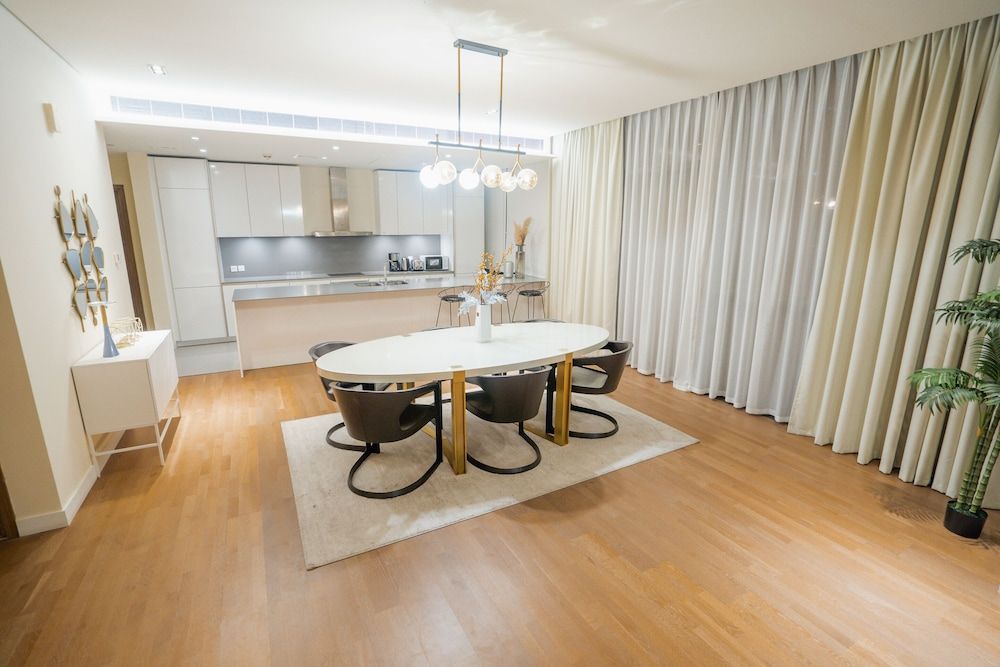 undefined Nasma Luxury Stays - City Walk 5
