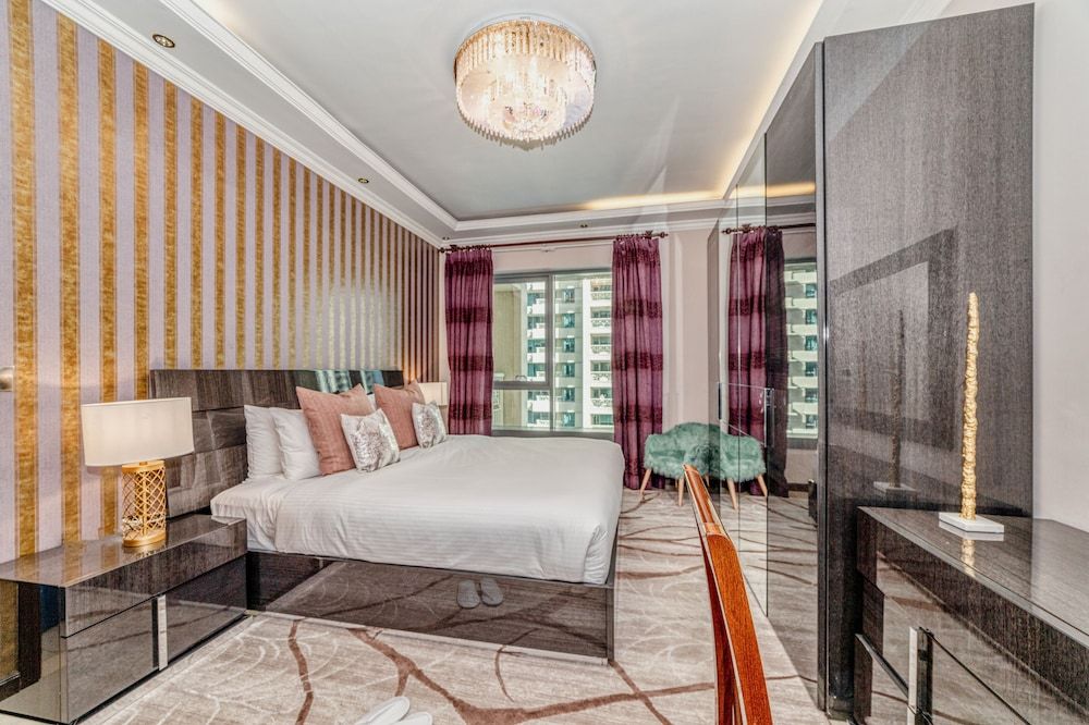 BellaVista Apartment - 29 Boulevard Classic Arabian 2BR Apartment (Fountain Views) 6