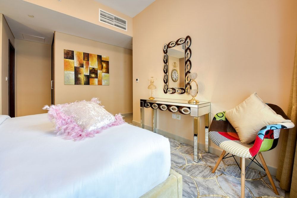 BellaVista Apartment - 29 Boulevard Elegant 2BR Apartment (Fountain Views) 3