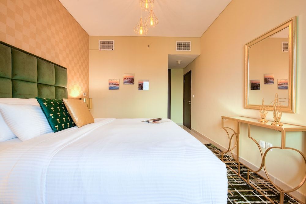 BellaVista Apartment - 29 Boulevard Glamorous 2 Bedroom Apartment (Burj Khalifa View) 6