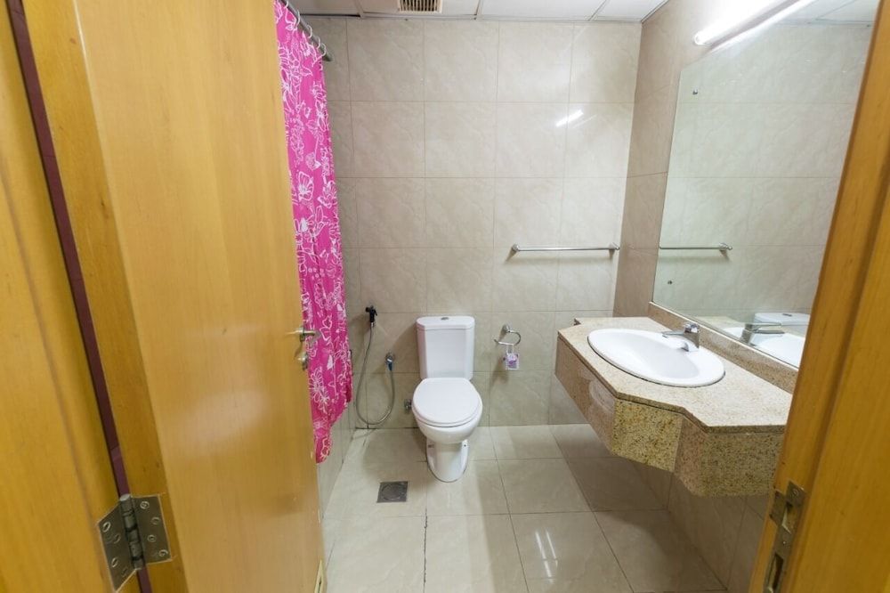 Marina Crown Tower Exclusive Double Room Single Use, Women only, City View 3