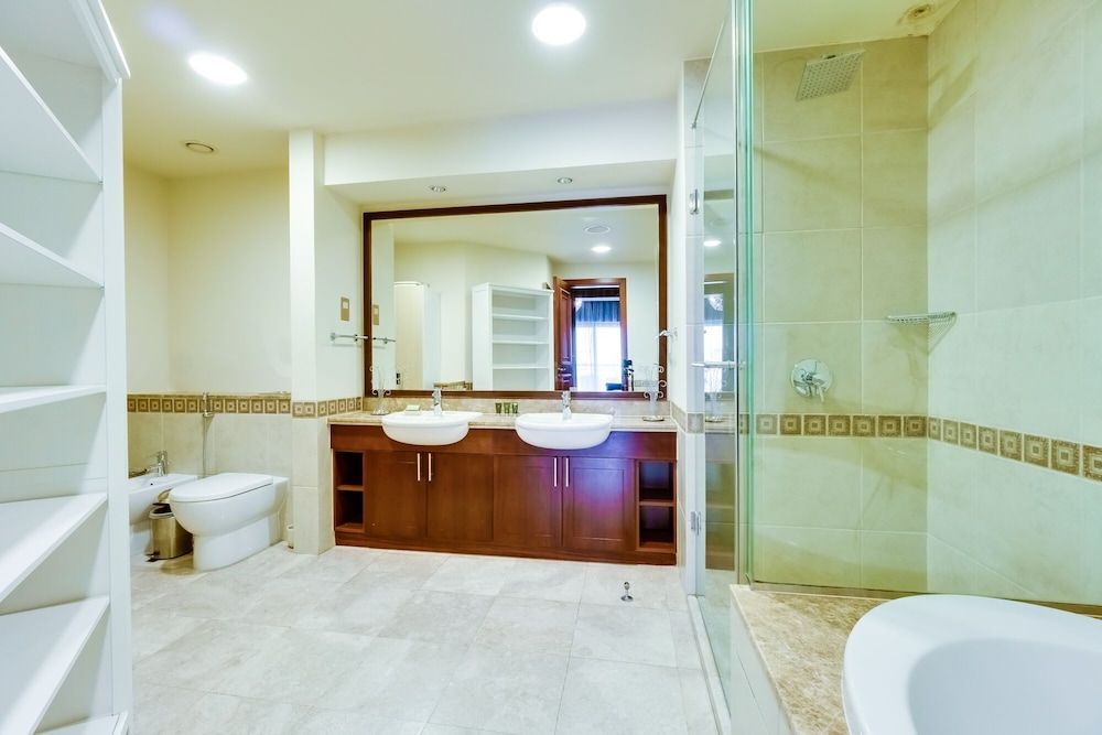 Fairmont North Luxury 2 BR Apt Palm Family Apartment, City View 31