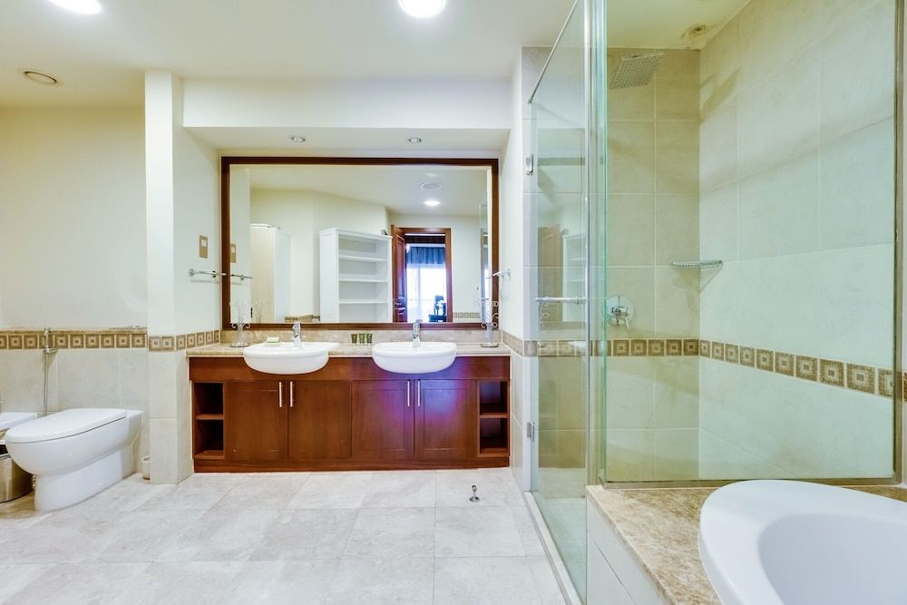 Fairmont North Luxury 2 BR Apt Palm Family Apartment, City View 29