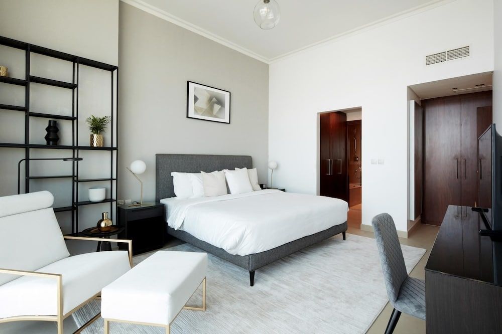 undefined FantaStay Burj Vista tower 1 3