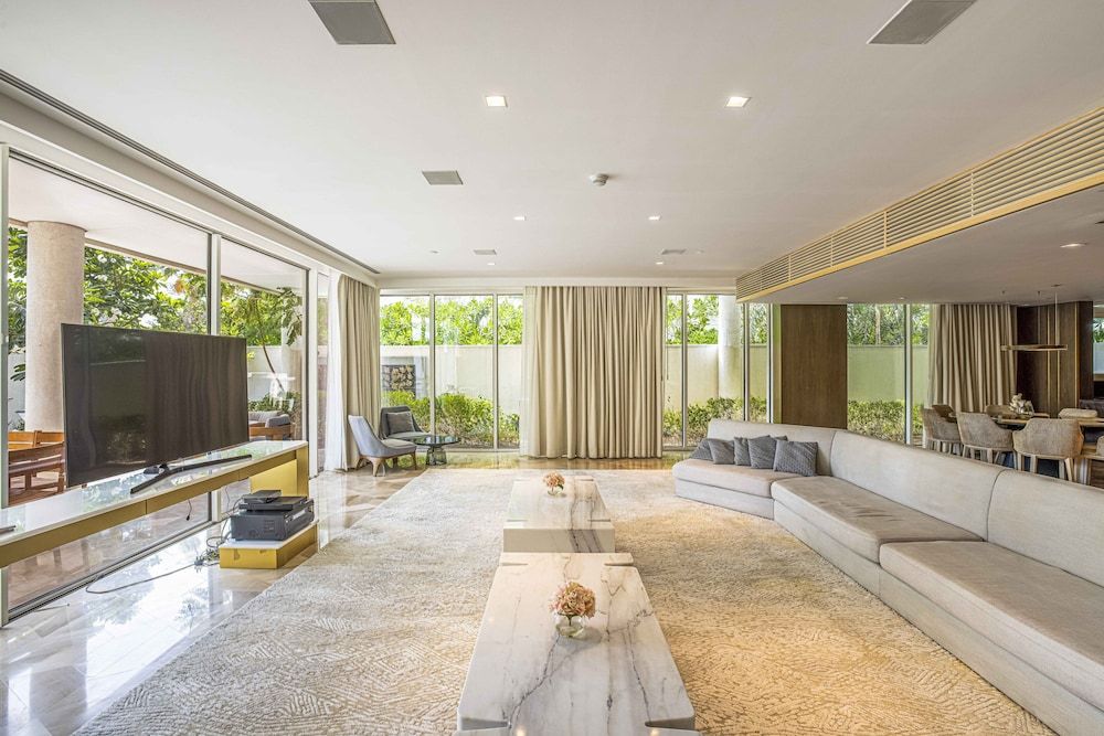 Platinium Holiday Home at Five Residences Palm Jumeirah Dubai