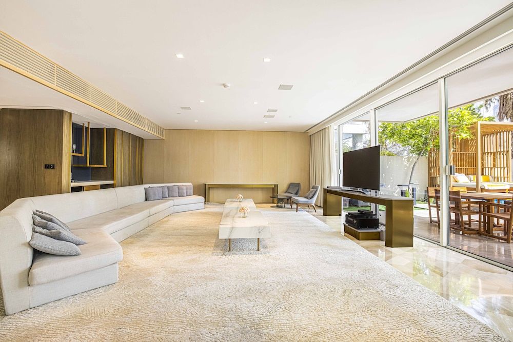 Platinium Holiday Home at Five Residences Palm Jumeirah Dubai