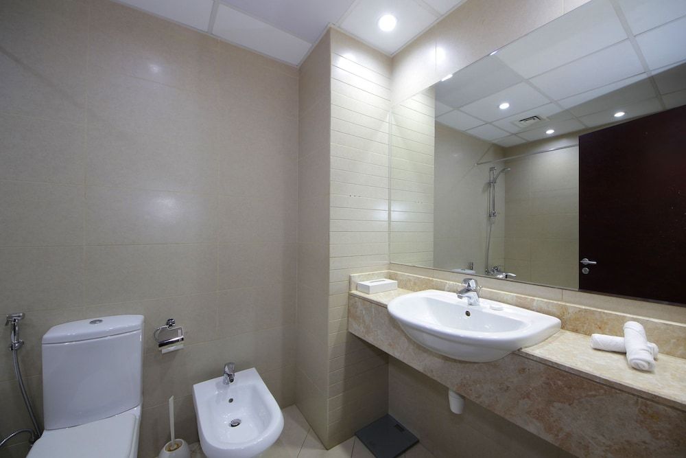 Signature Holiday Home-Masakin Al Furjan Apartment 11