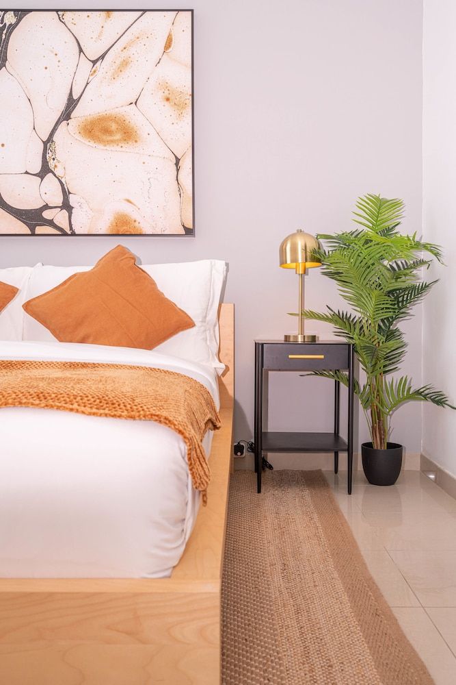 undefined FantaStay Botanica Towers 6