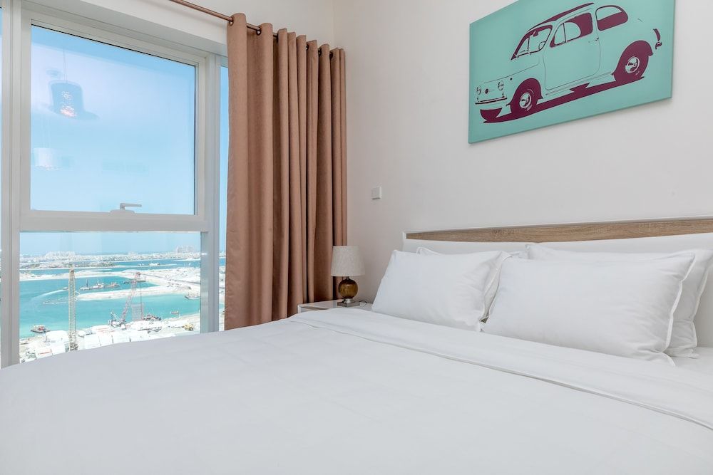 DHH - Damac Heights Apartment, 2 Bedrooms 4